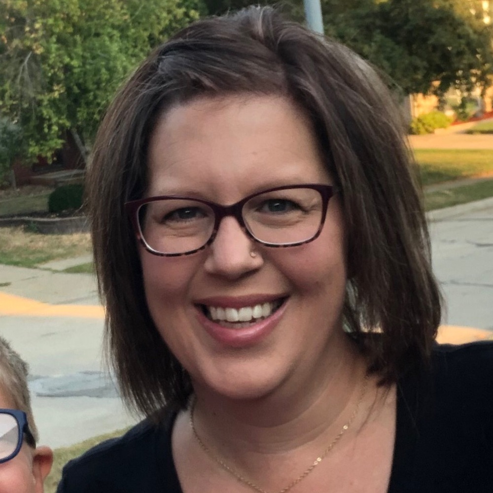 Meet your Posher, Kelli